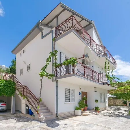 Apartment Dragan