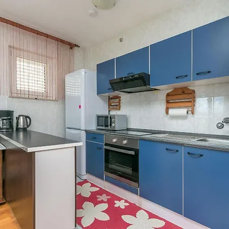 Dragan Apartment *