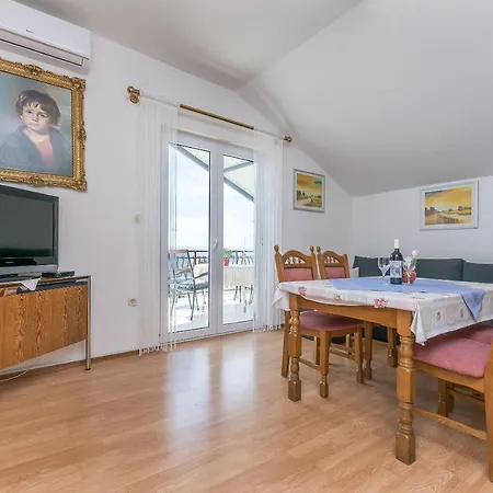 Apartment Dragan